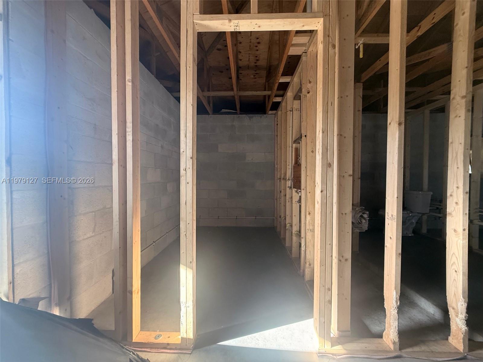 MONTURA RANCH - Residential