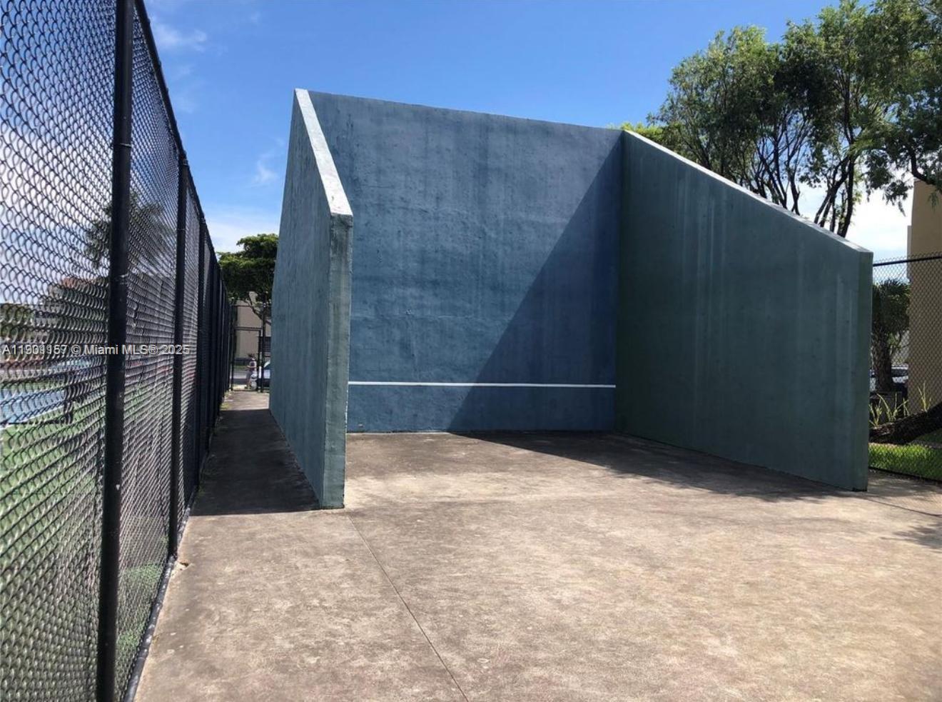 WEST FONTAINE CONDO - Residential Lease