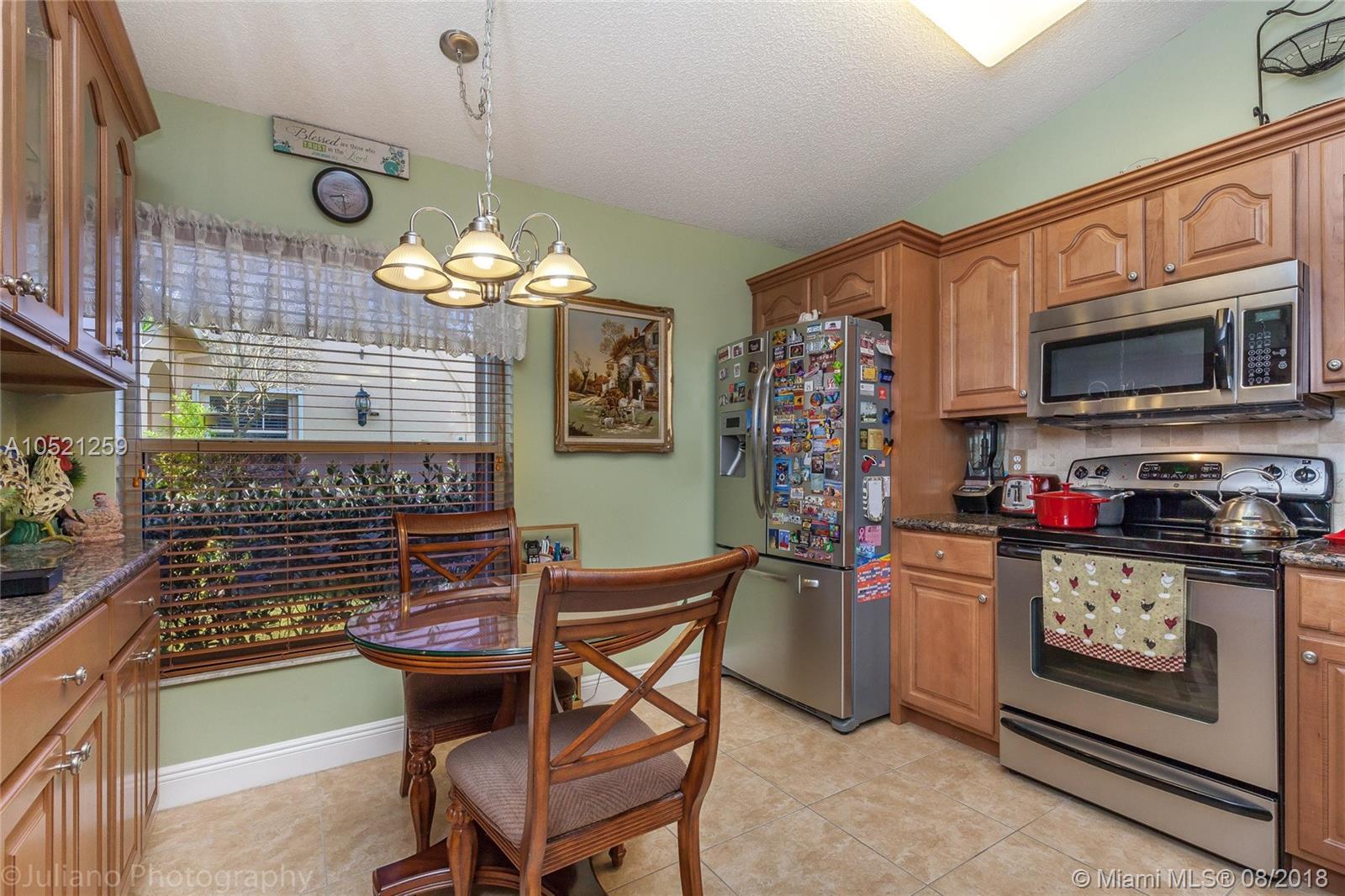 MISTY BAY - Residential