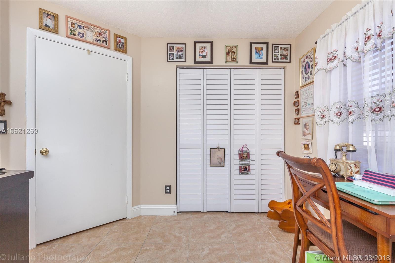 MISTY BAY - Residential