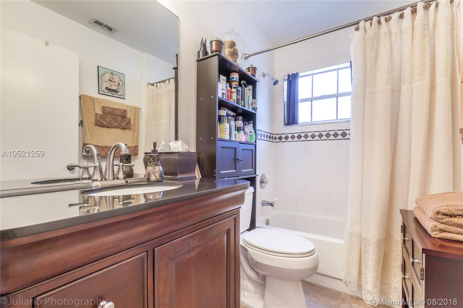 MISTY BAY - Residential