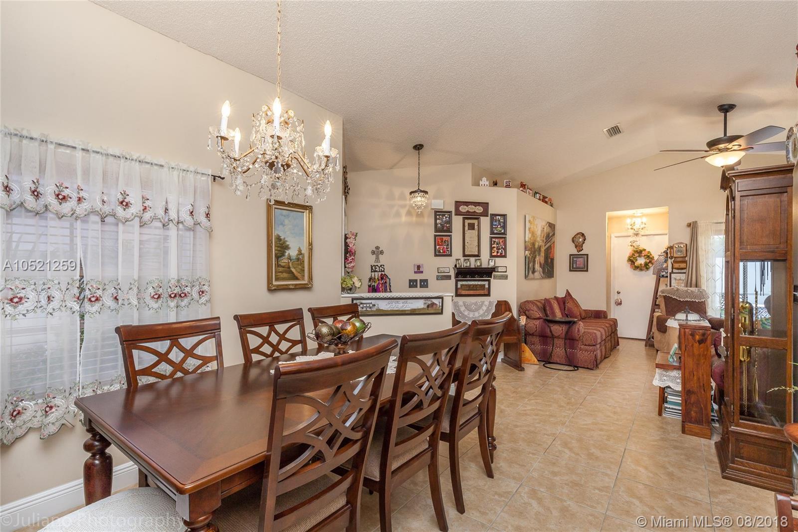 MISTY BAY - Residential