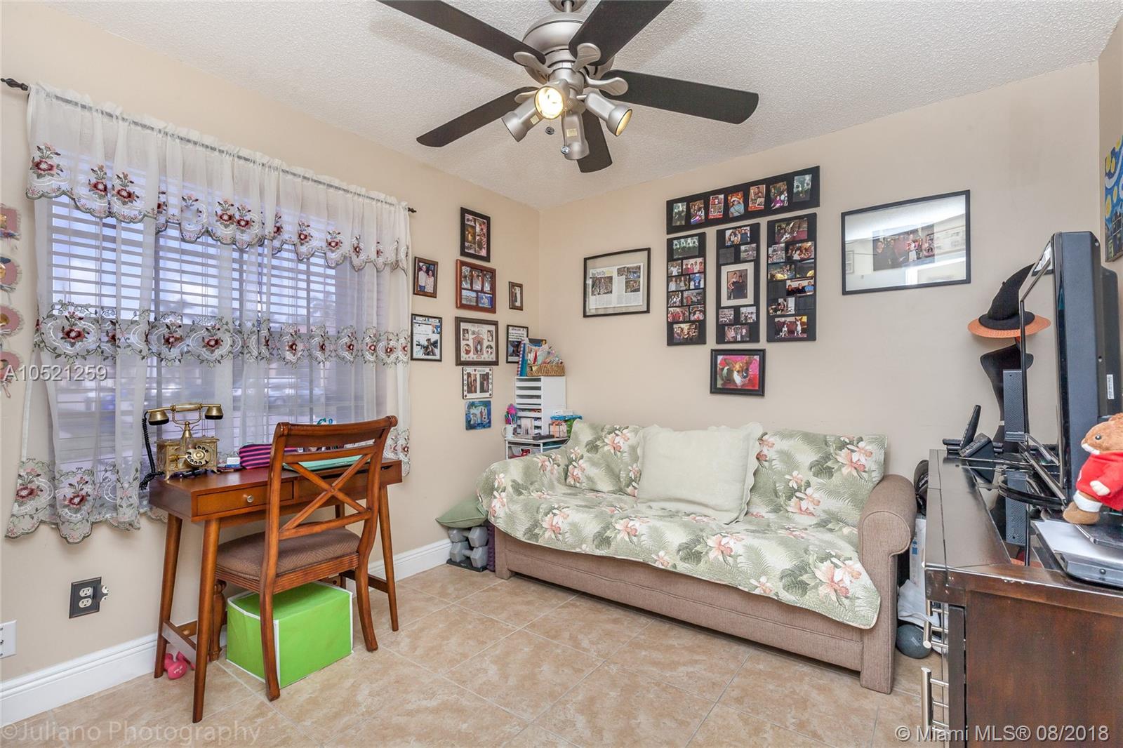 MISTY BAY - Residential