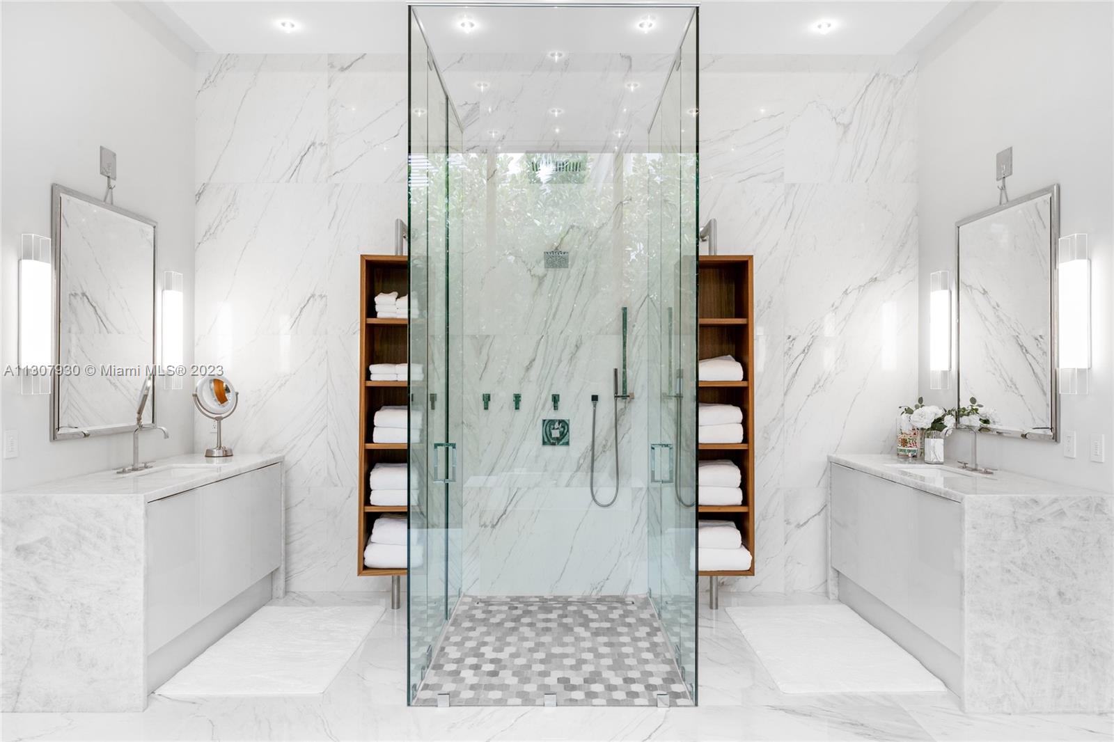 ADMIRALS COVE PAR C - Residential