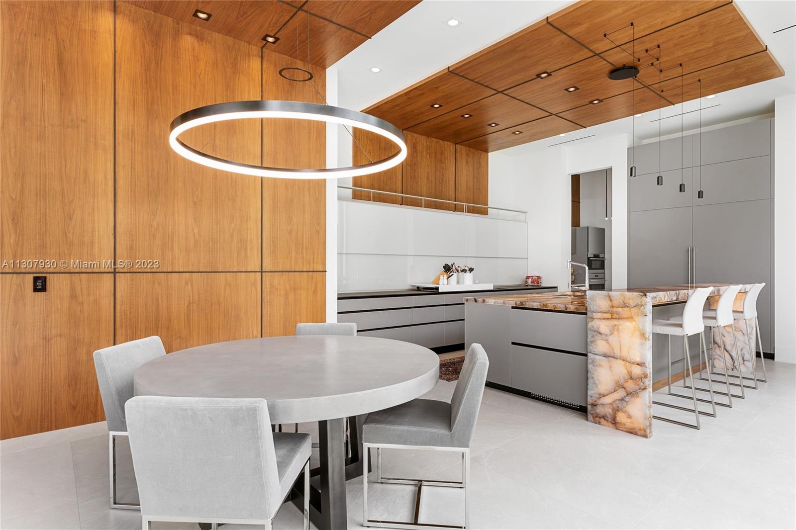 ADMIRALS COVE PAR C - Residential