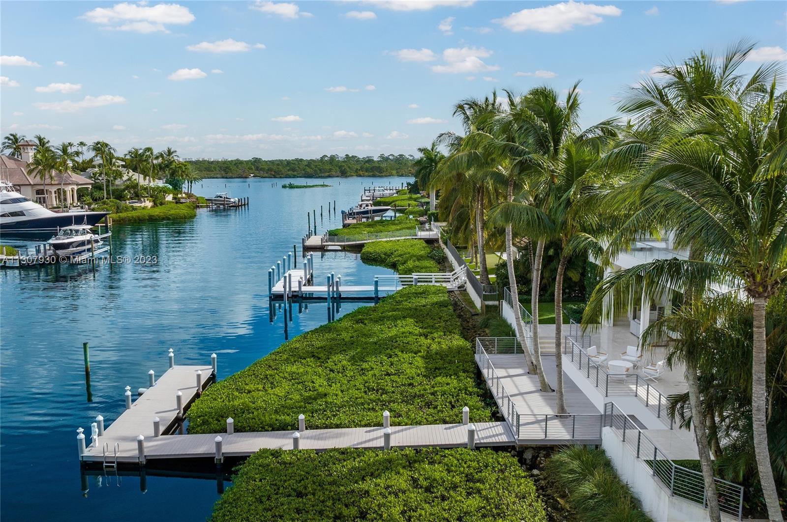 ADMIRALS COVE PAR C - Residential