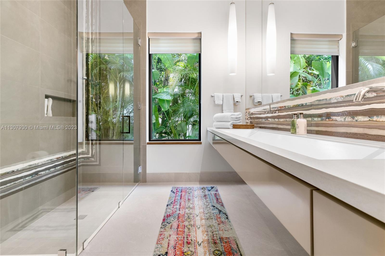 ADMIRALS COVE PAR C - Residential