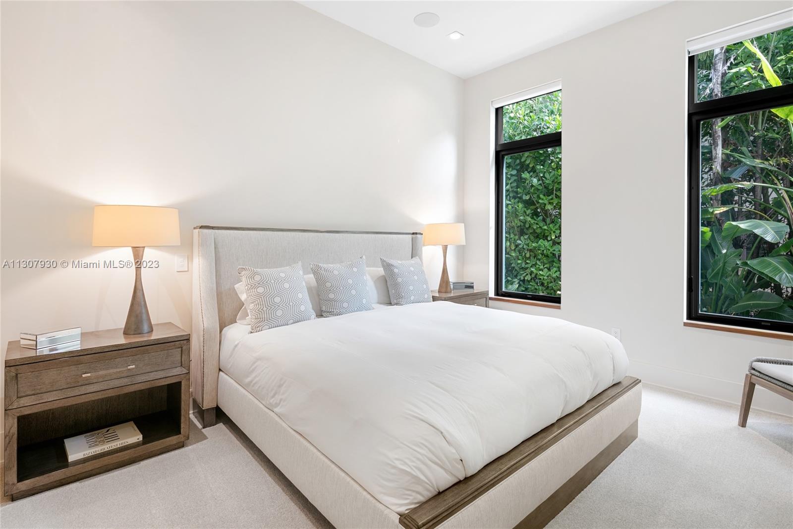 ADMIRALS COVE PAR C - Residential