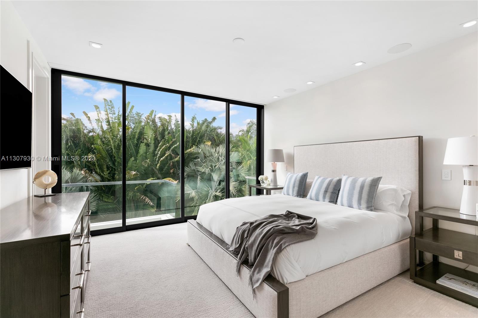 ADMIRALS COVE PAR C - Residential