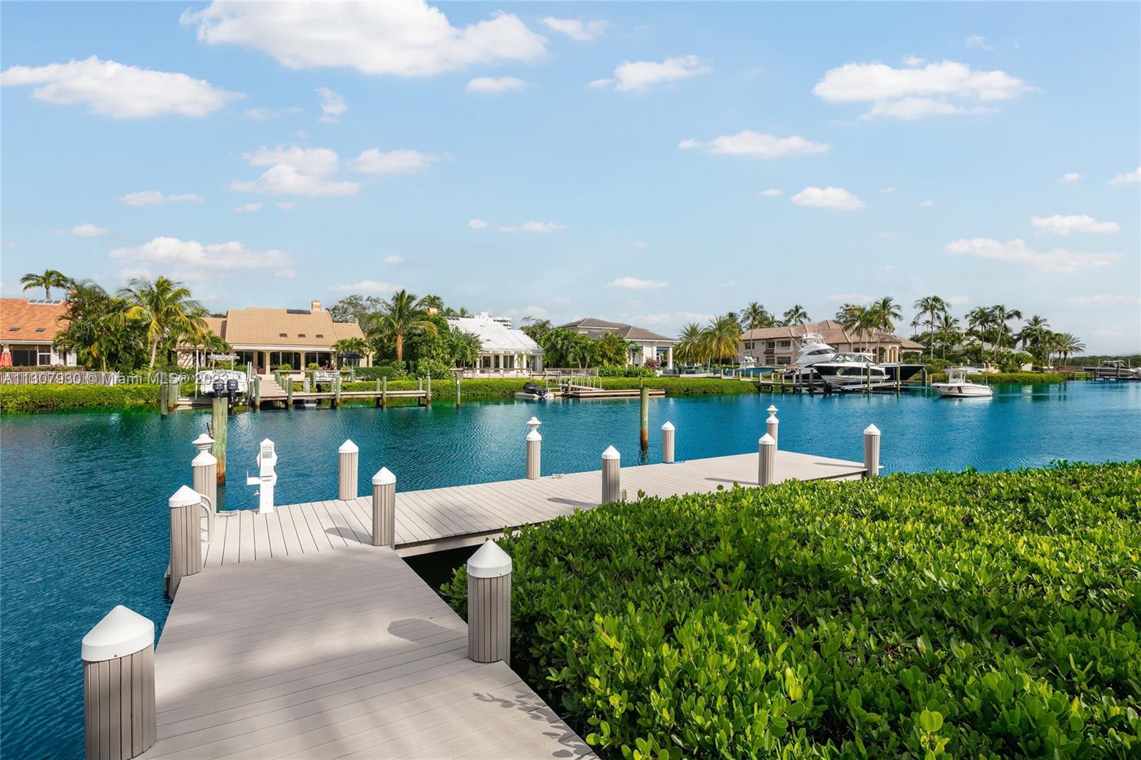 ADMIRALS COVE PAR C - Residential