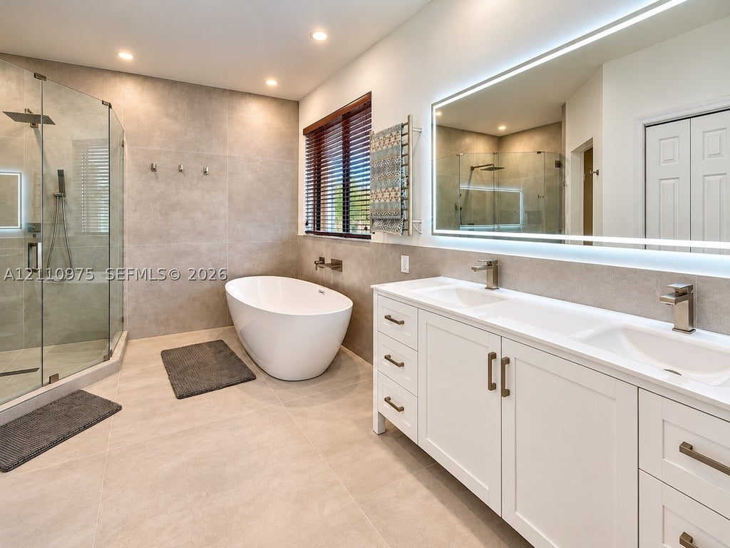 Photo of 2030 NW 99th Ter, Pembroke Pines, FL 33024 (MLS # A12110975)