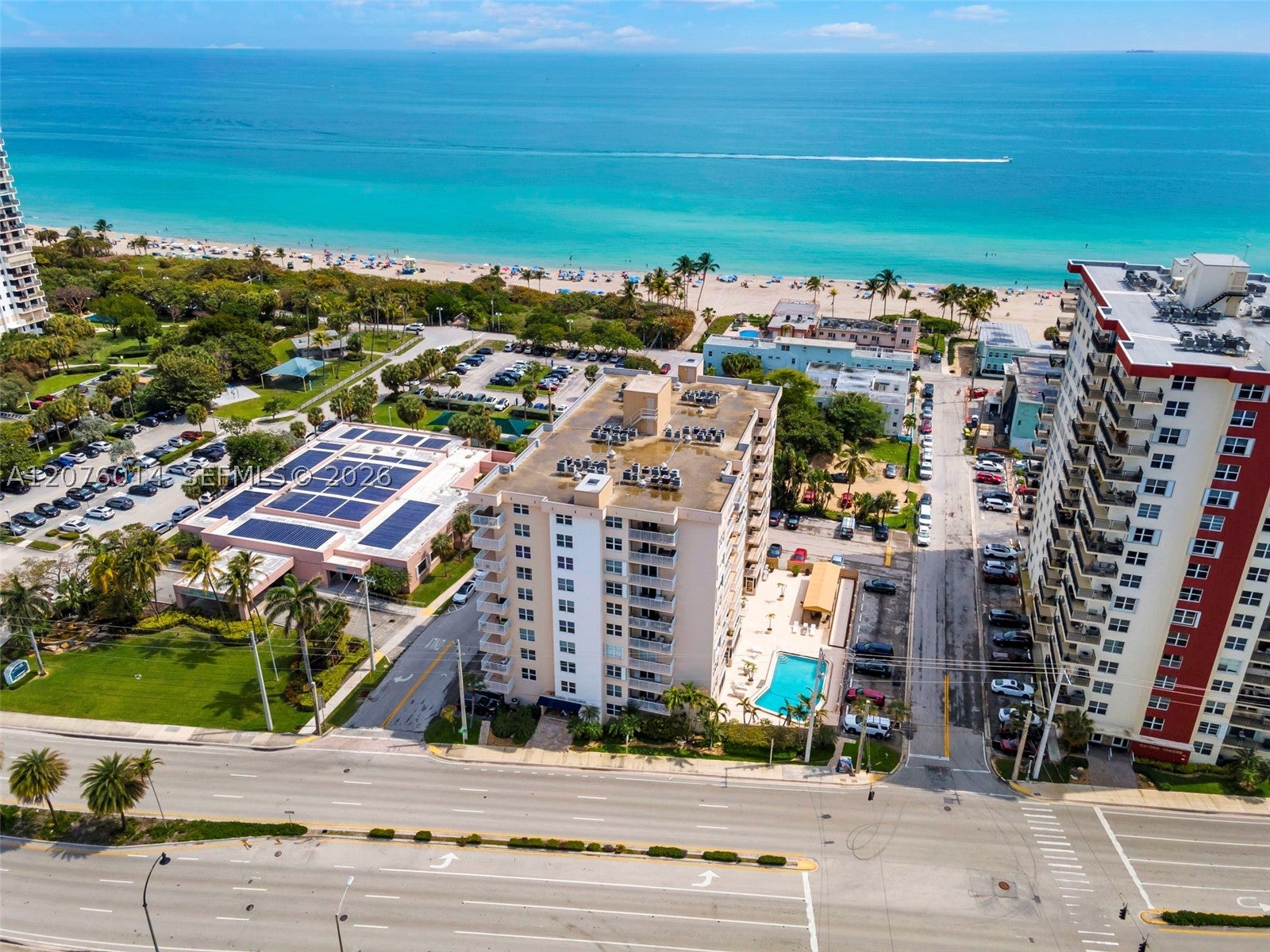 1401 S Ocean Dr 905