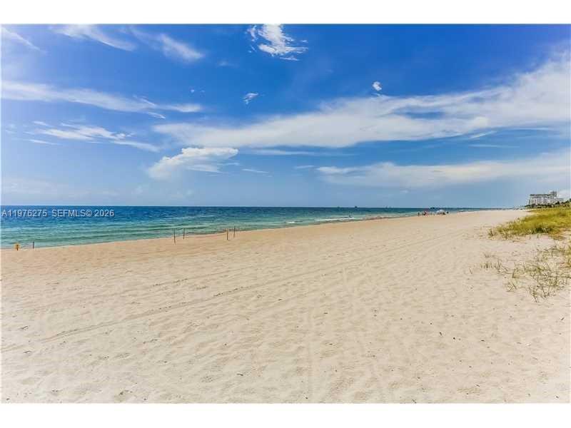 FRENCH LEAVE WEST CONDO - Residential