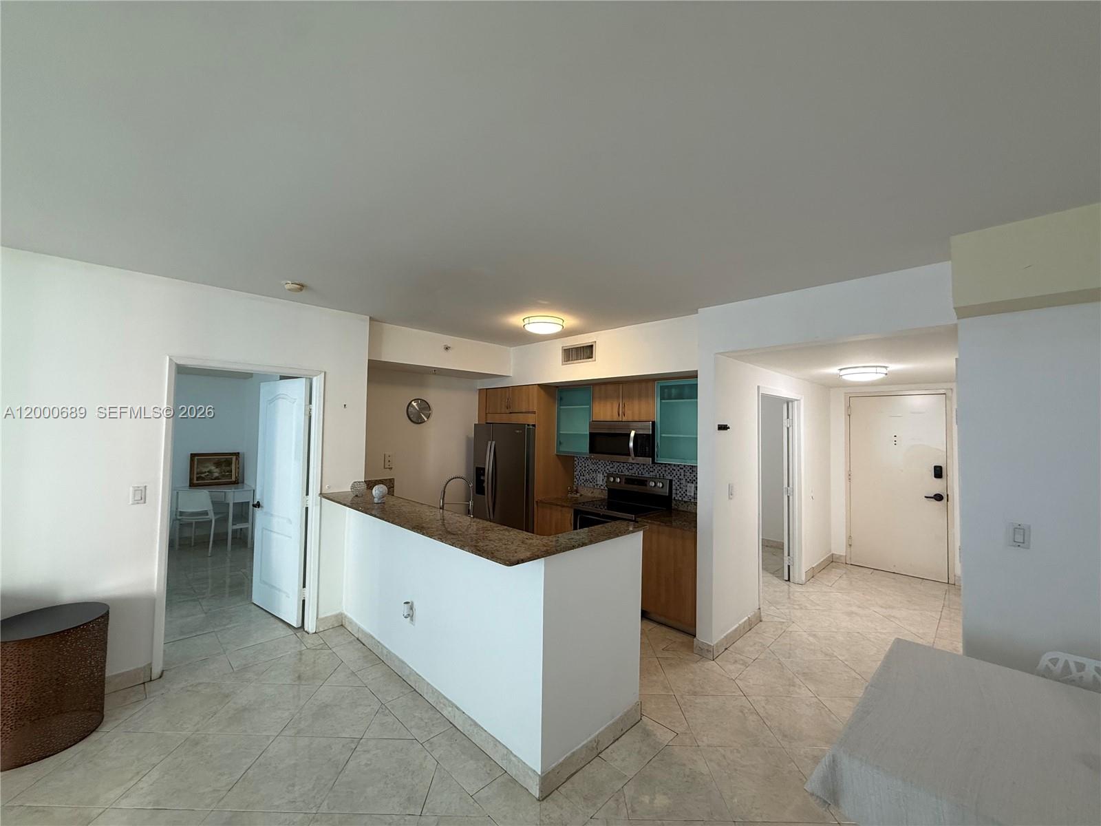 KING DAVID OF SUNNY ISLES - Residential Lease