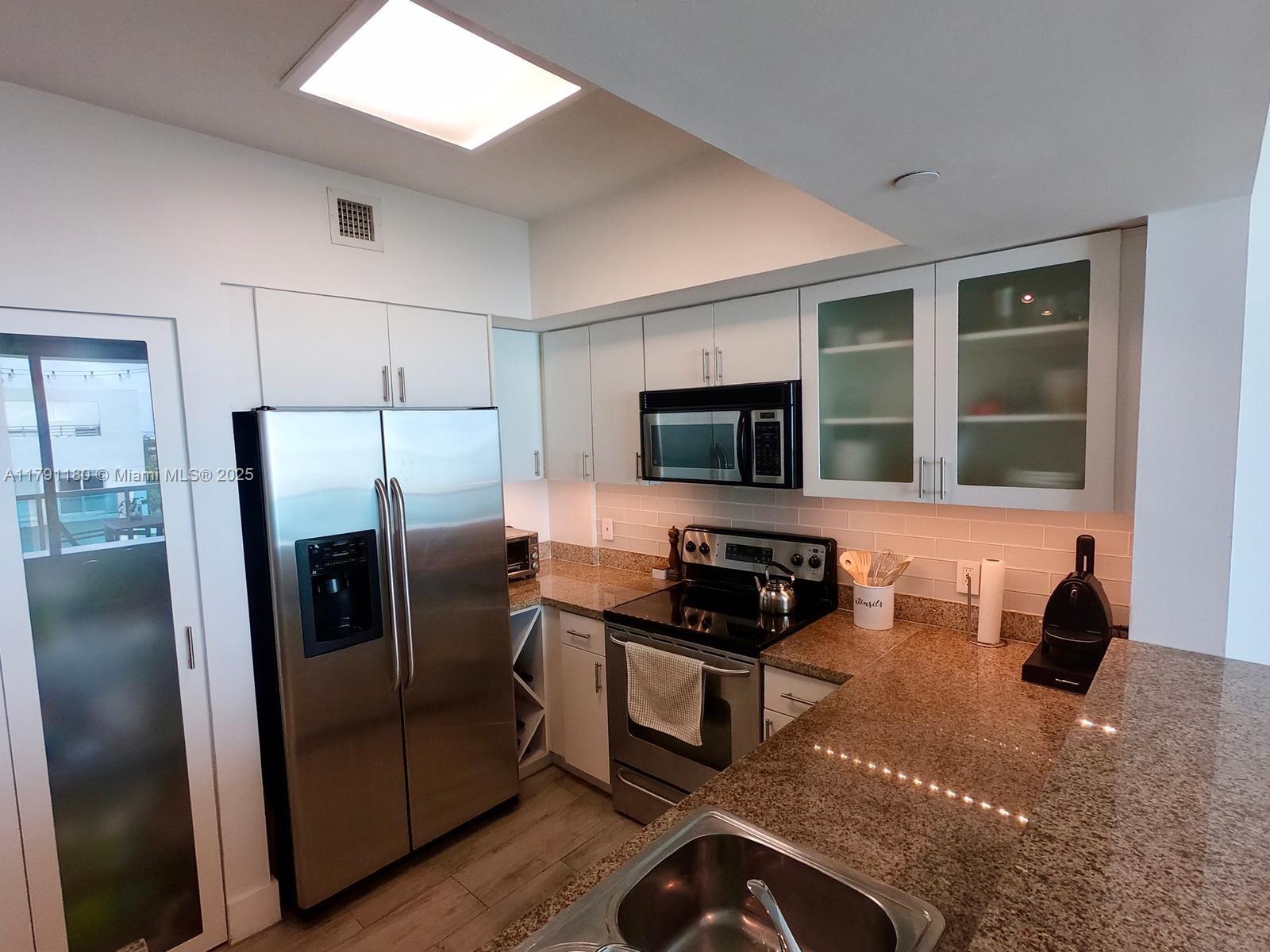 1723 SW 2nd Ave 805
