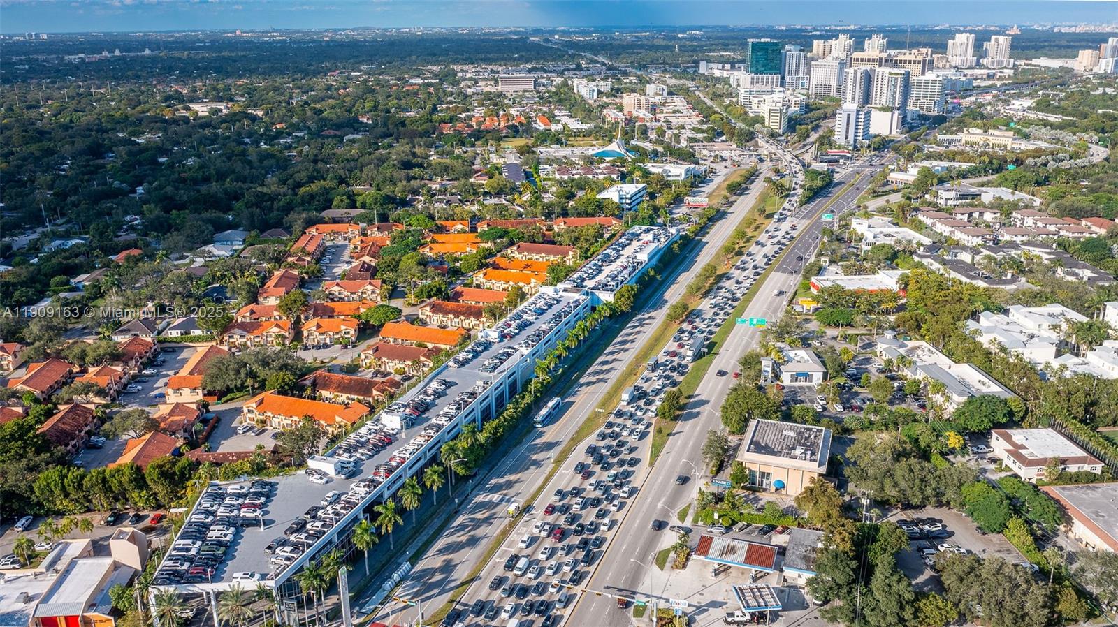 DADELAND COVE SEC 1 - Residential