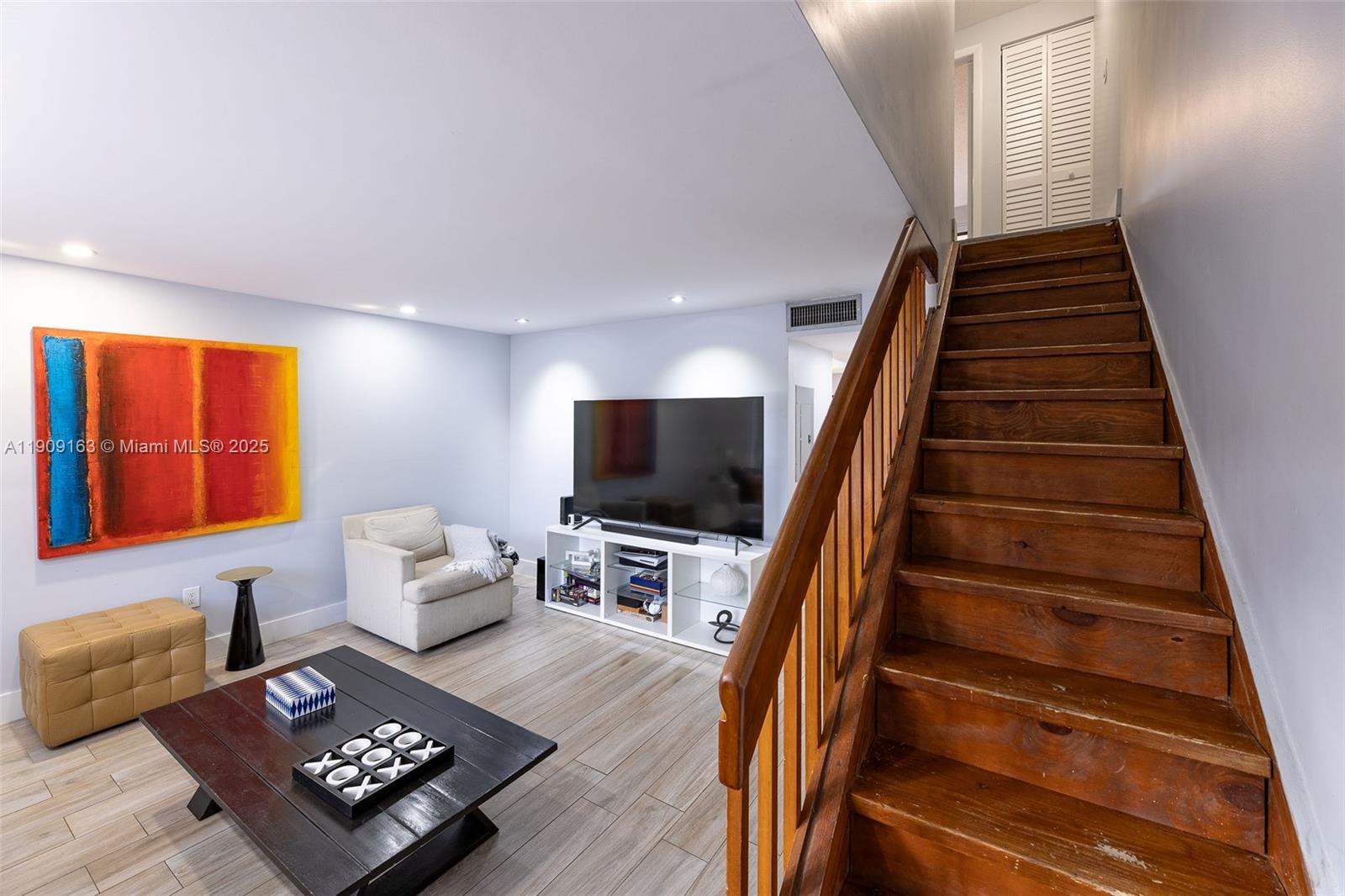 DADELAND COVE SEC 1 - Residential