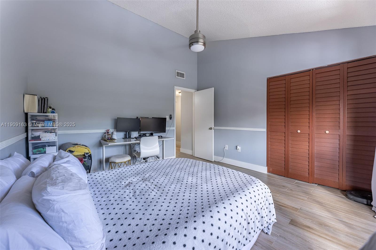 DADELAND COVE SEC 1 - Residential