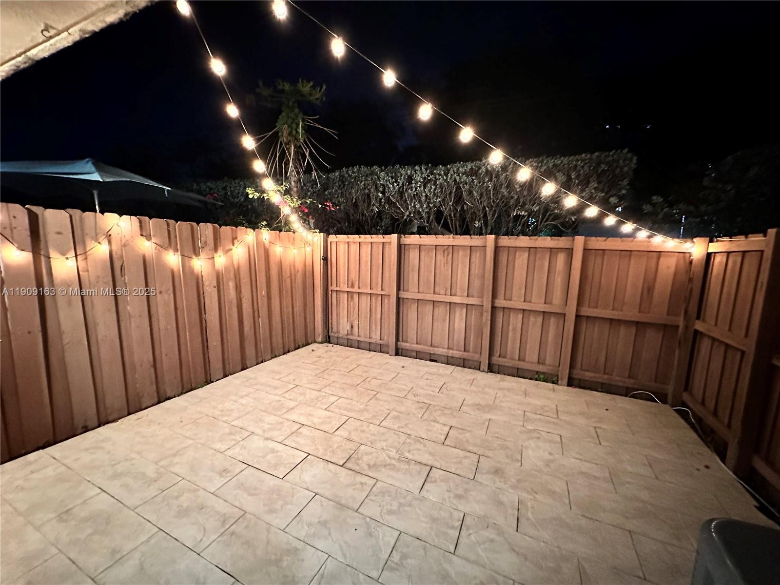 DADELAND COVE SEC 1 - Residential