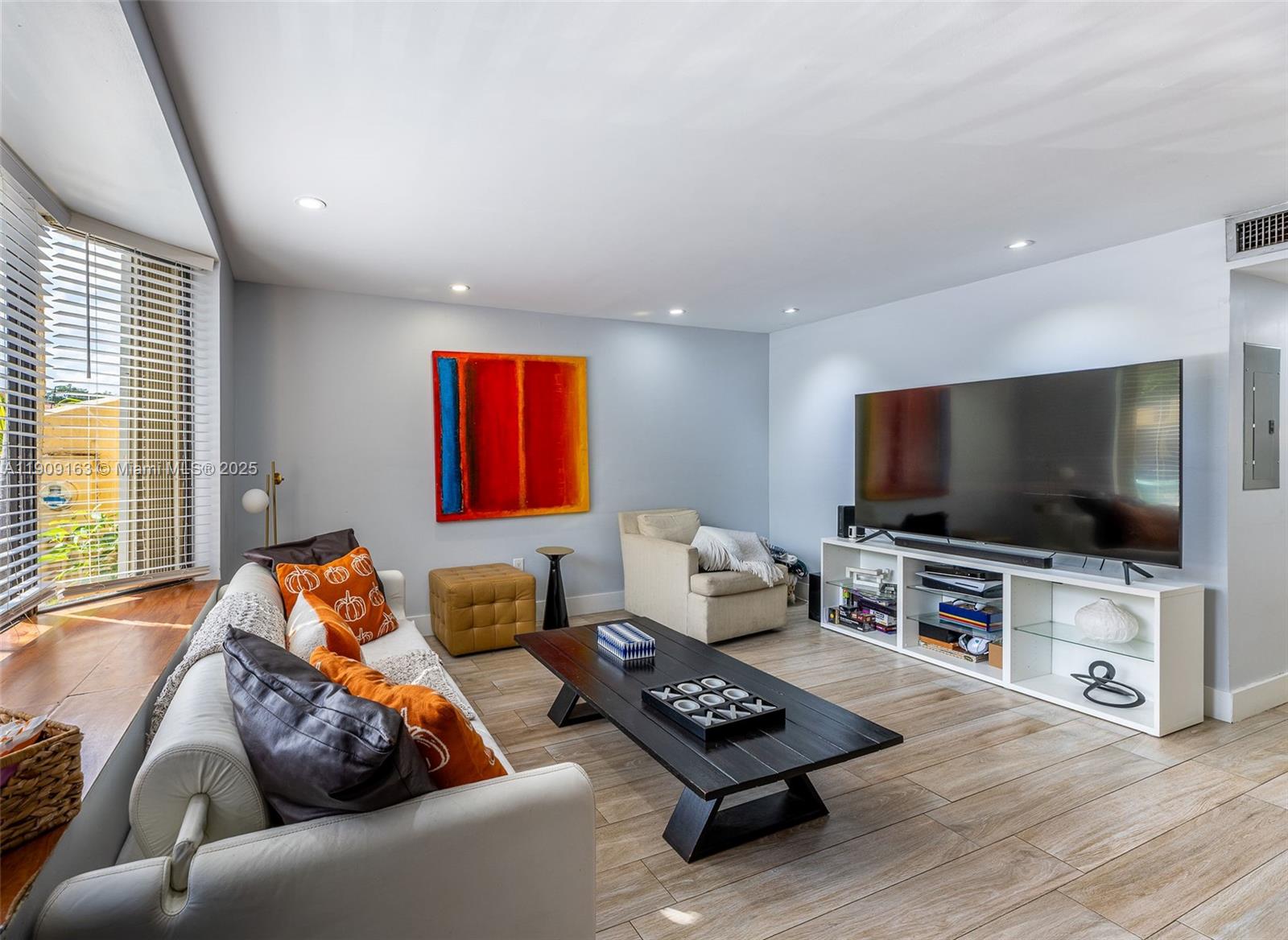 DADELAND COVE SEC 1 - Residential