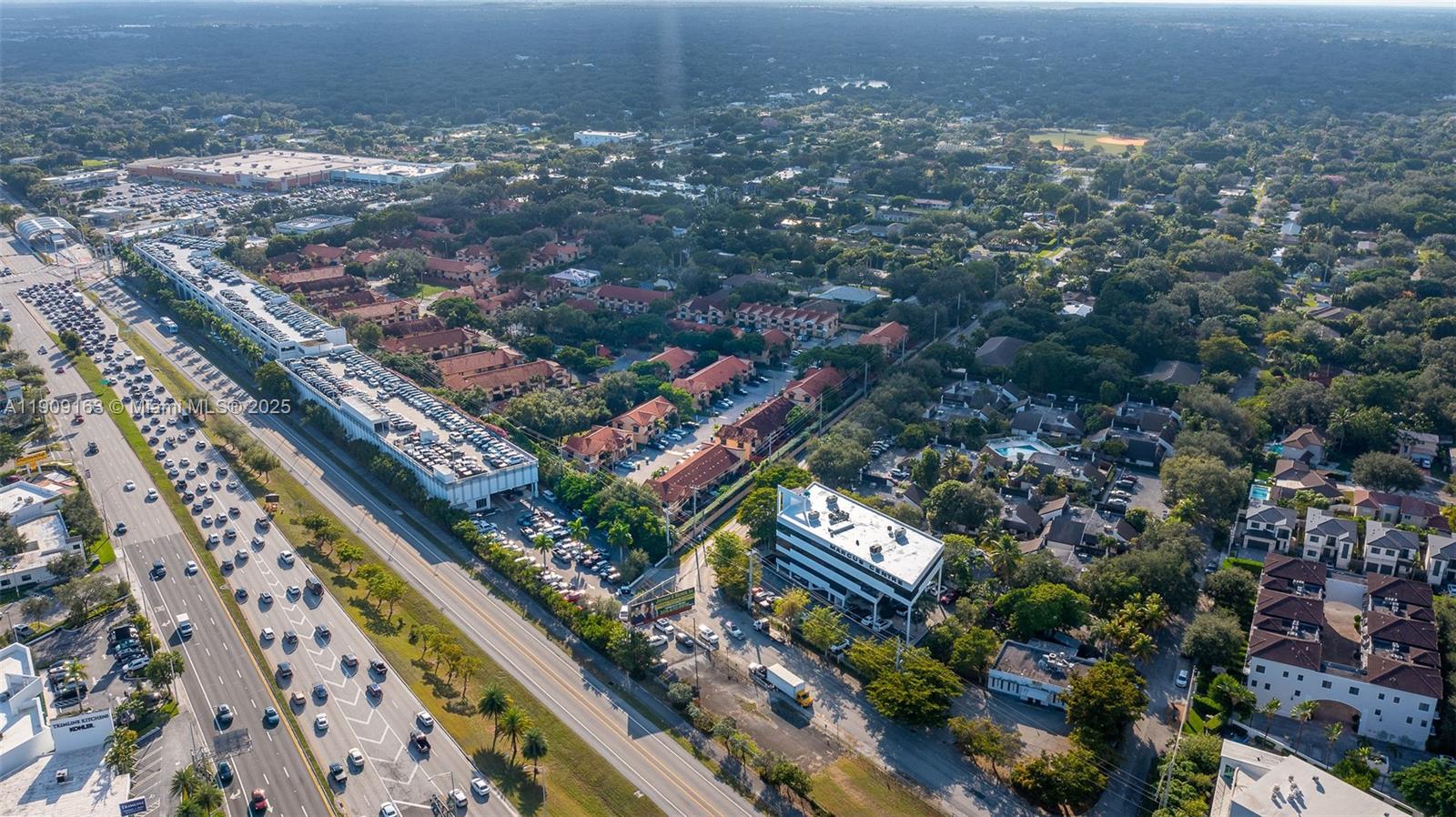 DADELAND COVE SEC 1 - Residential