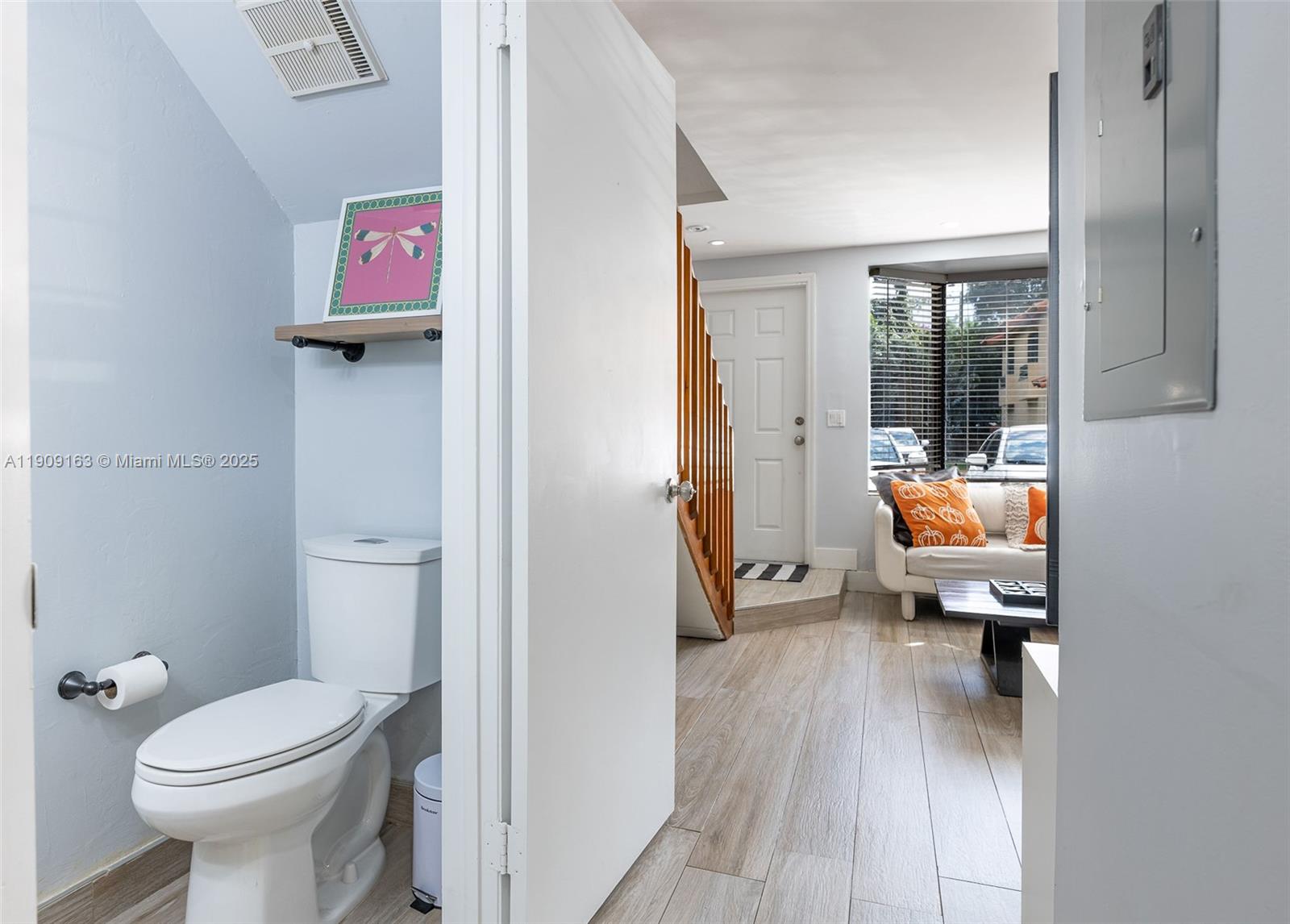 DADELAND COVE SEC 1 - Residential