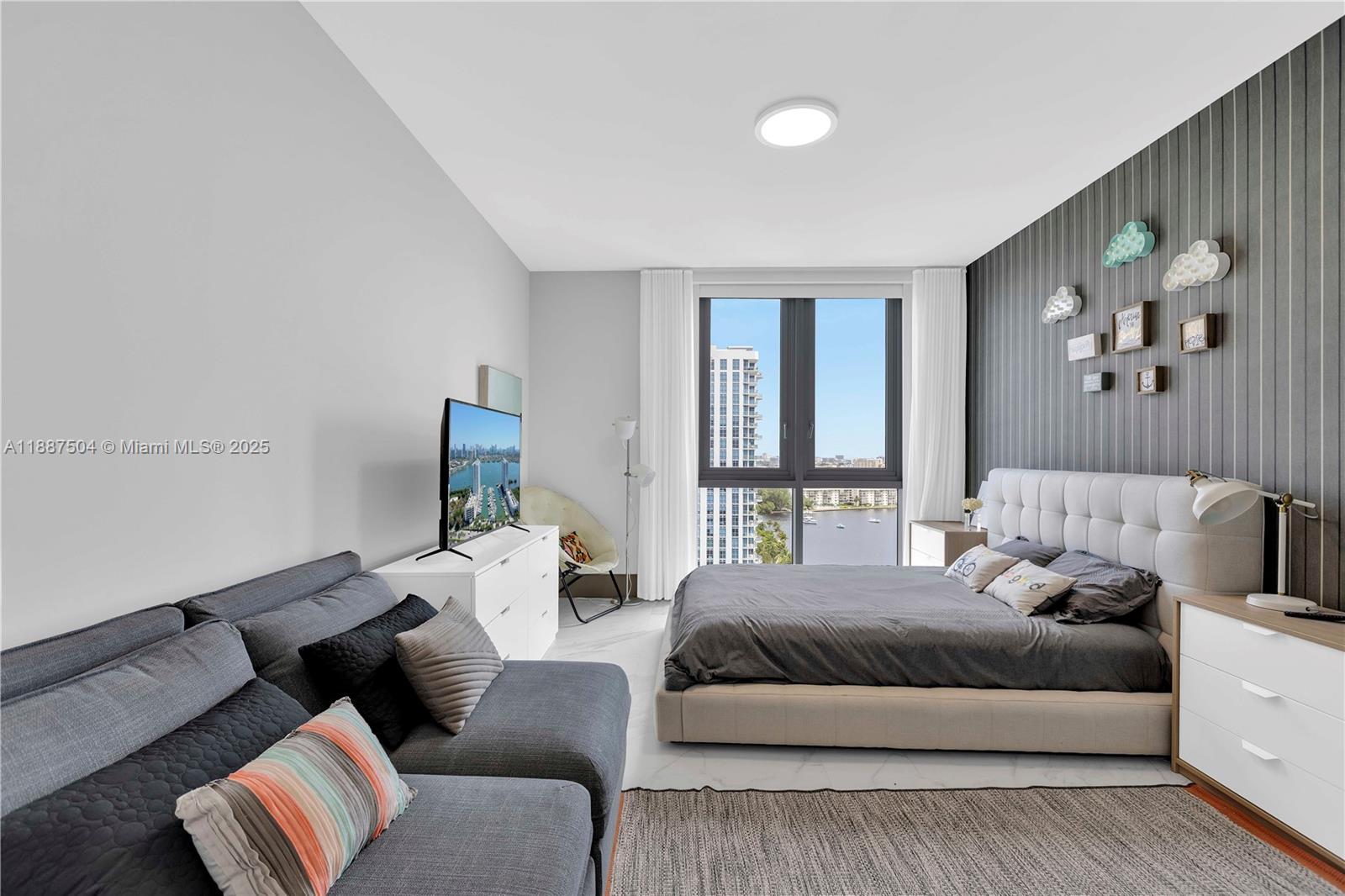 MARINA PALMS RESIDENCES S - Residential Lease