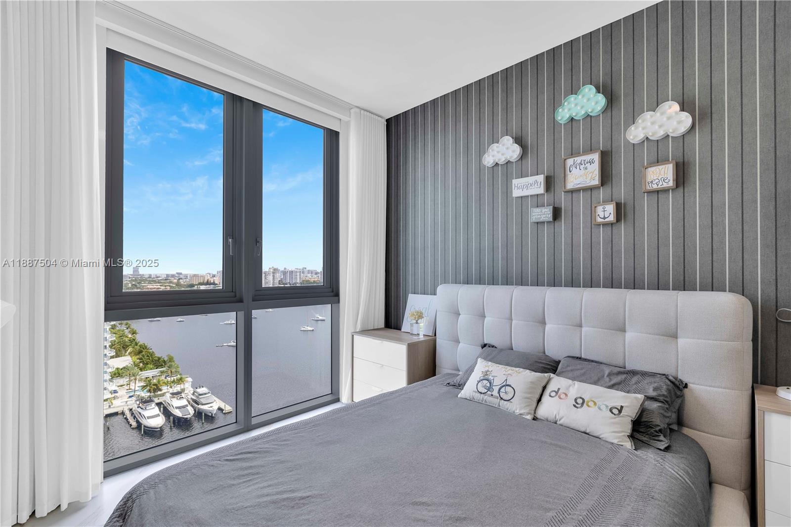 MARINA PALMS RESIDENCES S - Residential Lease