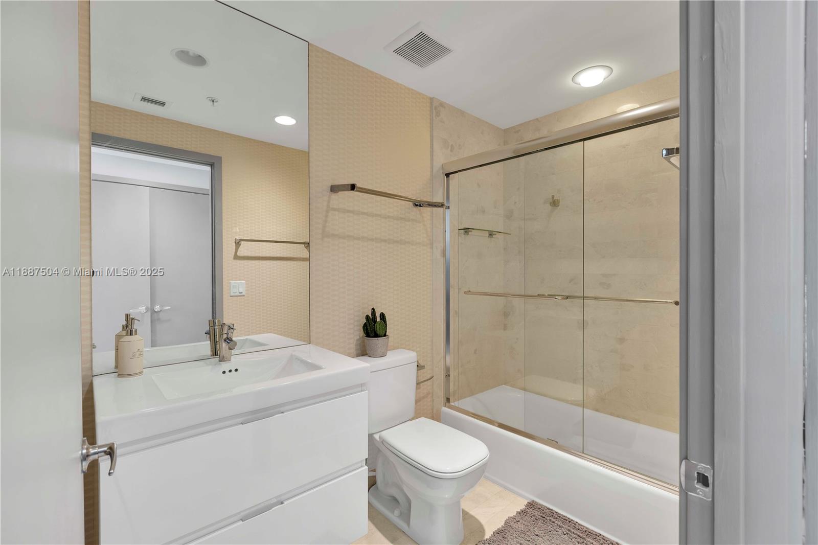 MARINA PALMS RESIDENCES S - Residential Lease