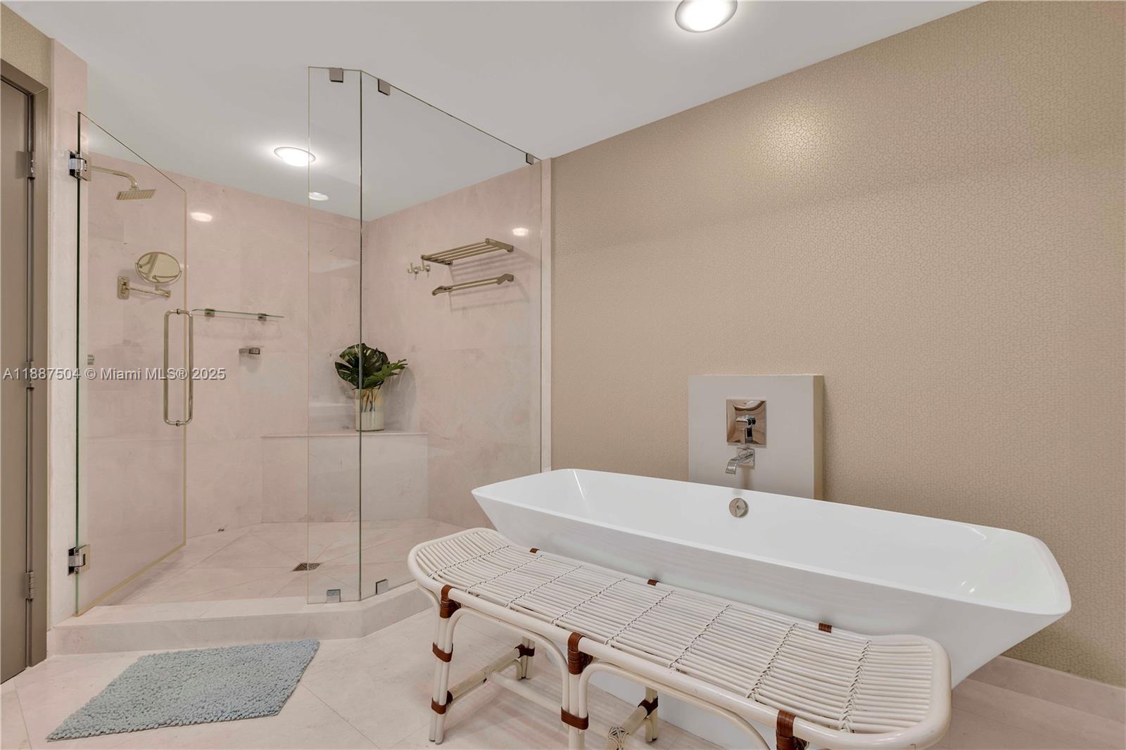 MARINA PALMS RESIDENCES S - Residential Lease