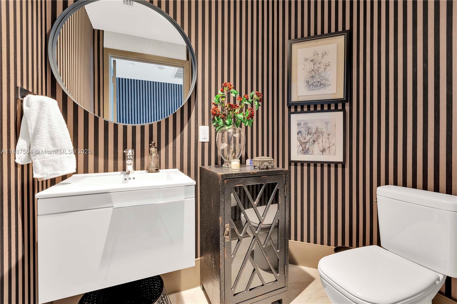 MARINA PALMS RESIDENCES S - Residential Lease
