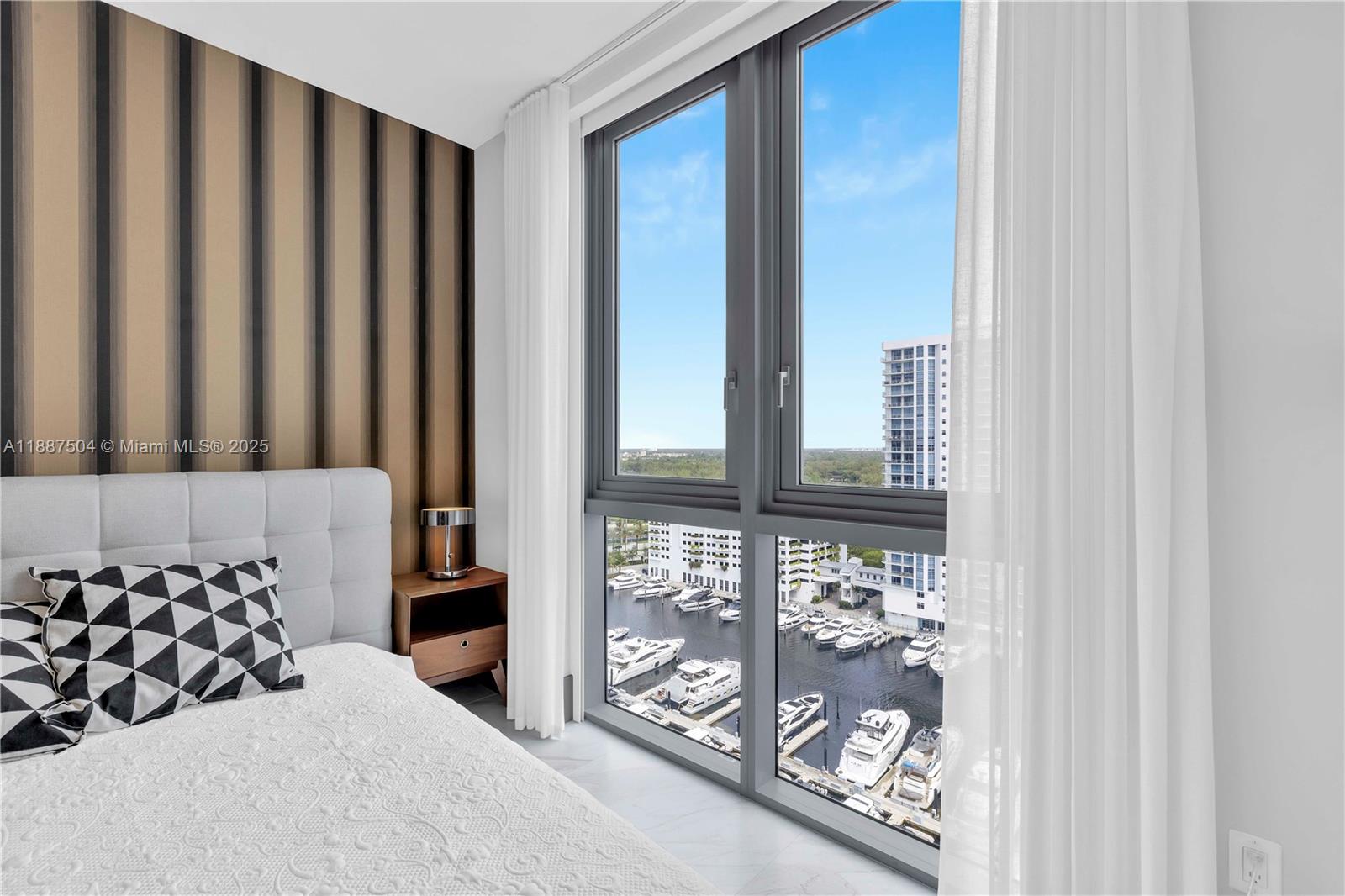 MARINA PALMS RESIDENCES S - Residential Lease