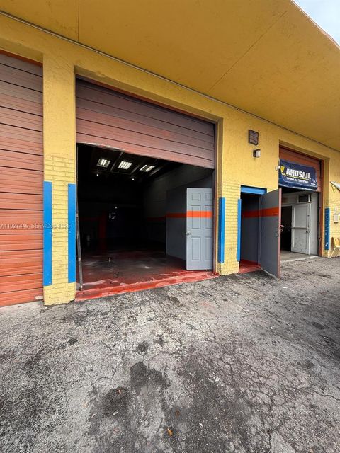 5912 SW 25th St 7 West Park FL 33023