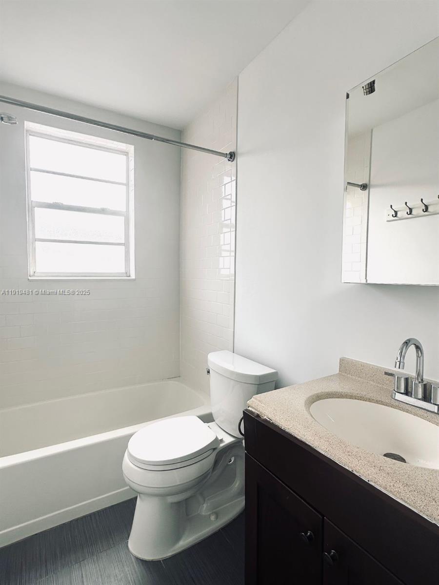OCEAN BEACH ADDN NO 3 - Residential Lease