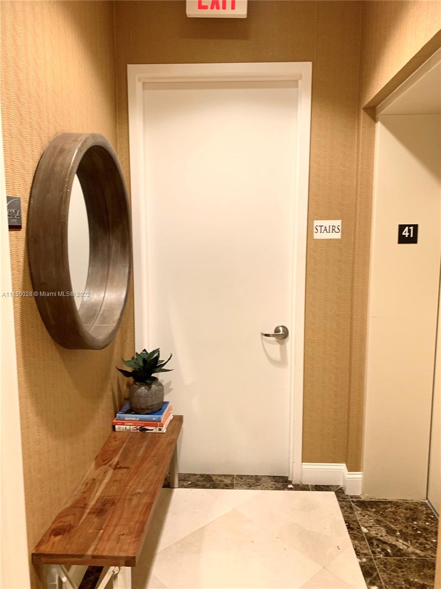 TDR TOWER I CONDO - Residential