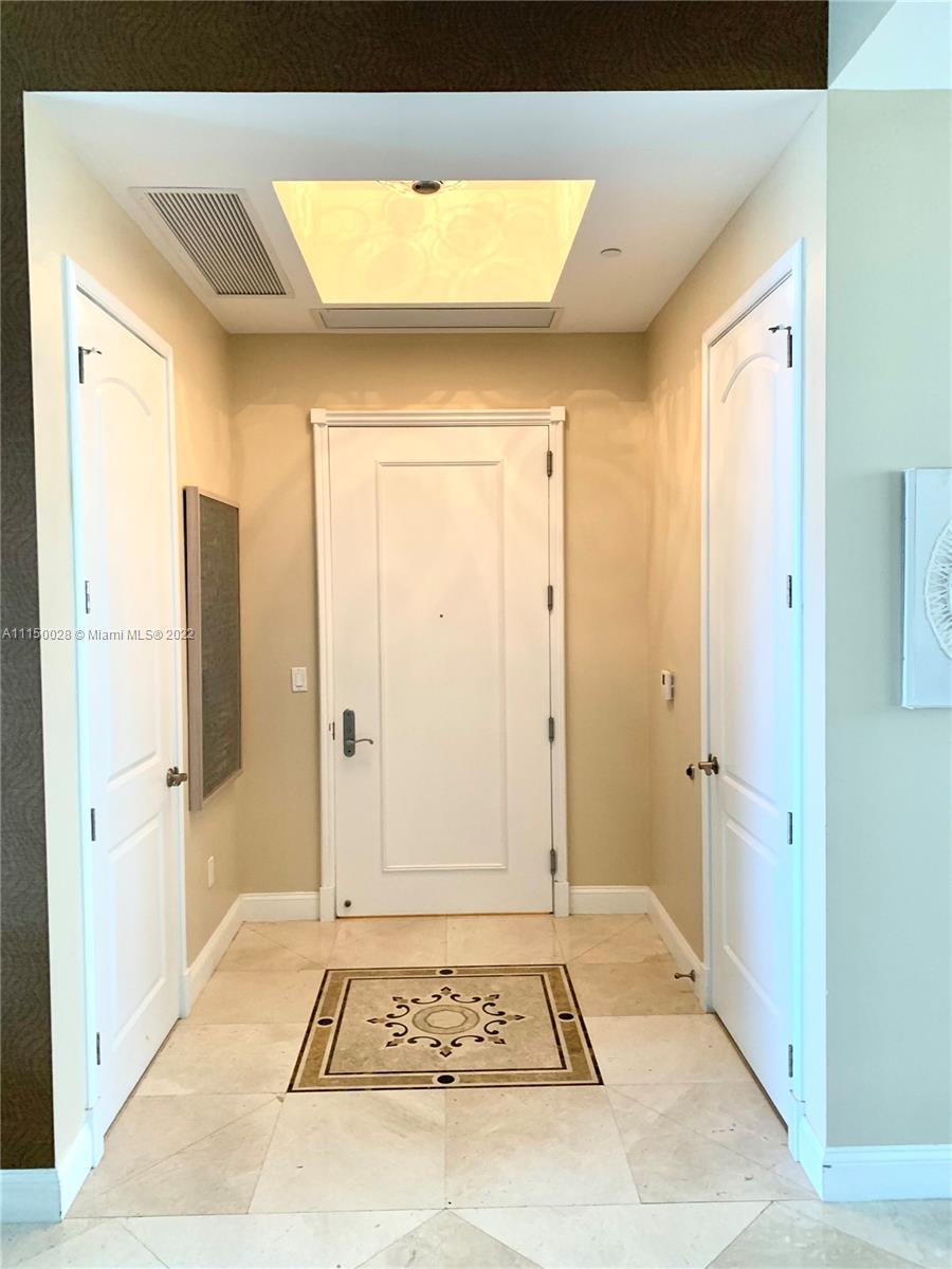 TDR TOWER I CONDO - Residential