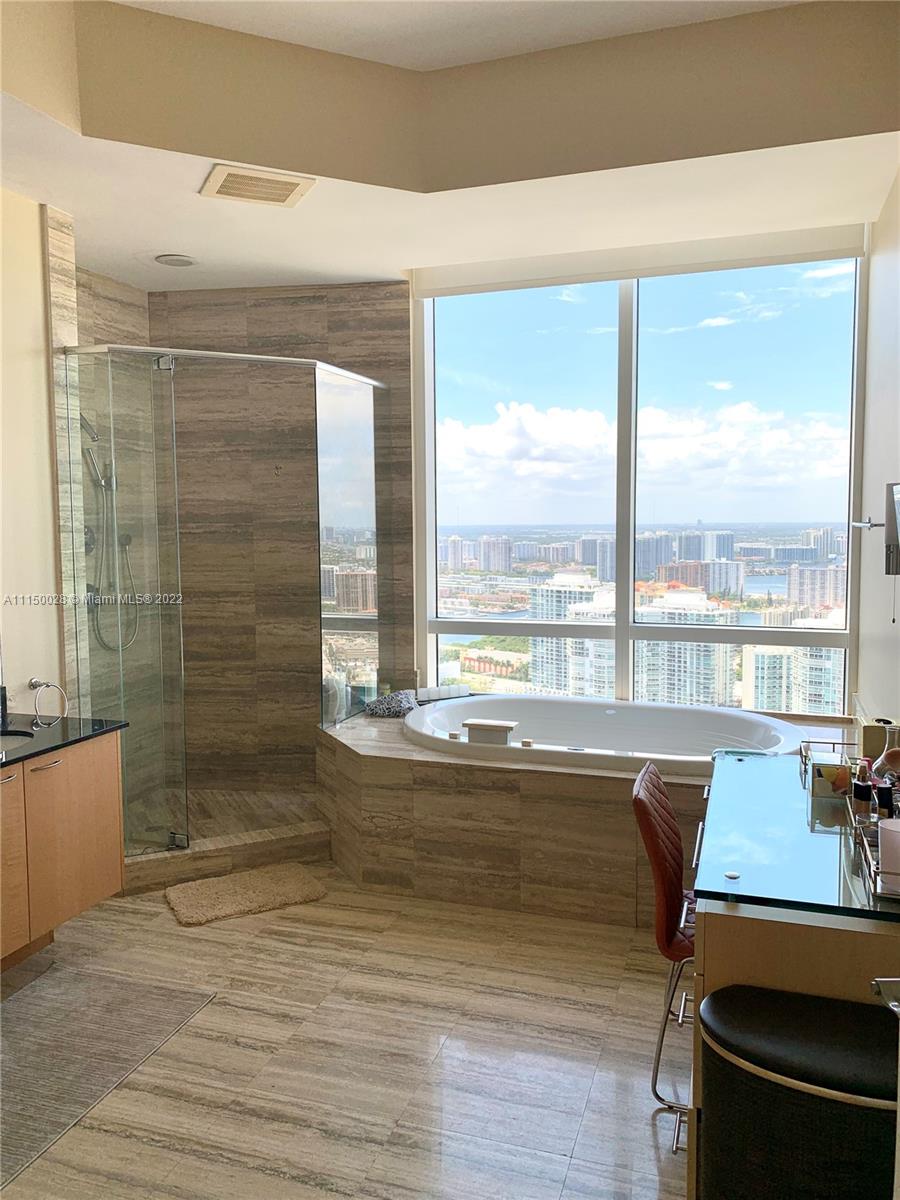 TDR TOWER I CONDO - Residential