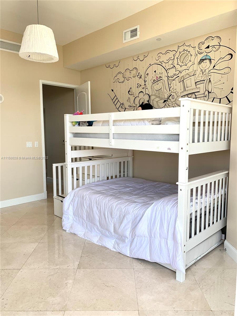 TDR TOWER I CONDO - Residential