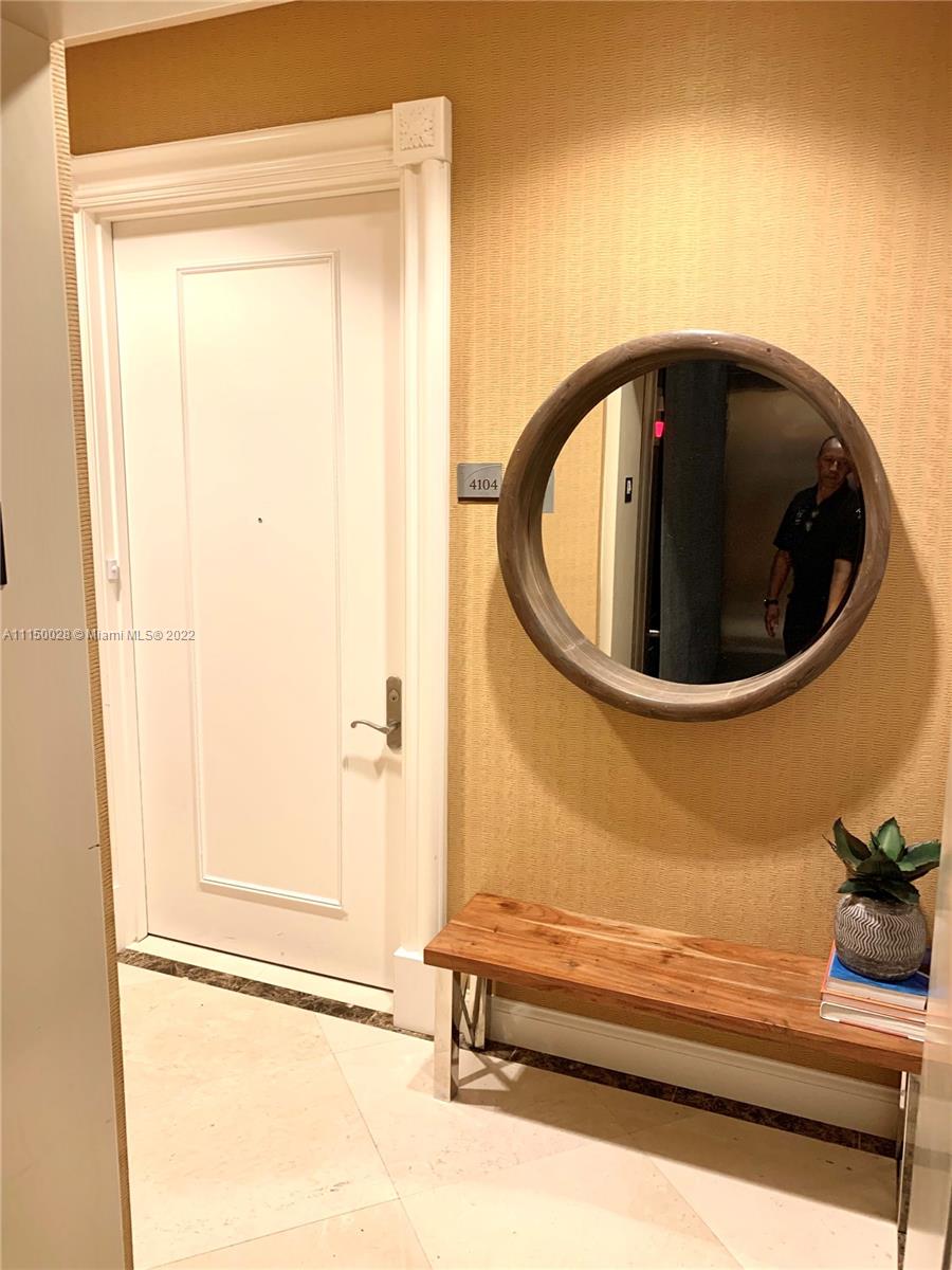 TDR TOWER I CONDO - Residential