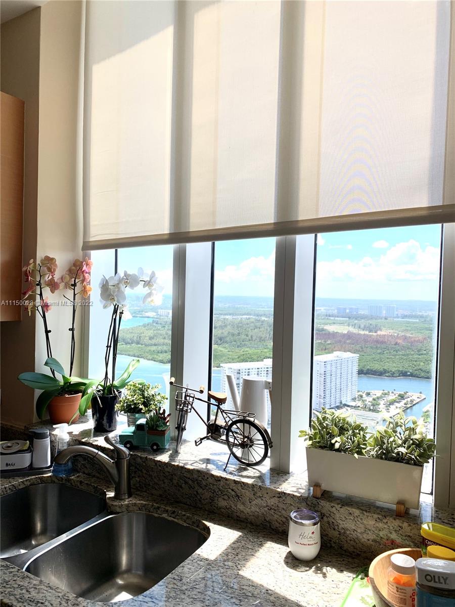 TDR TOWER I CONDO - Residential