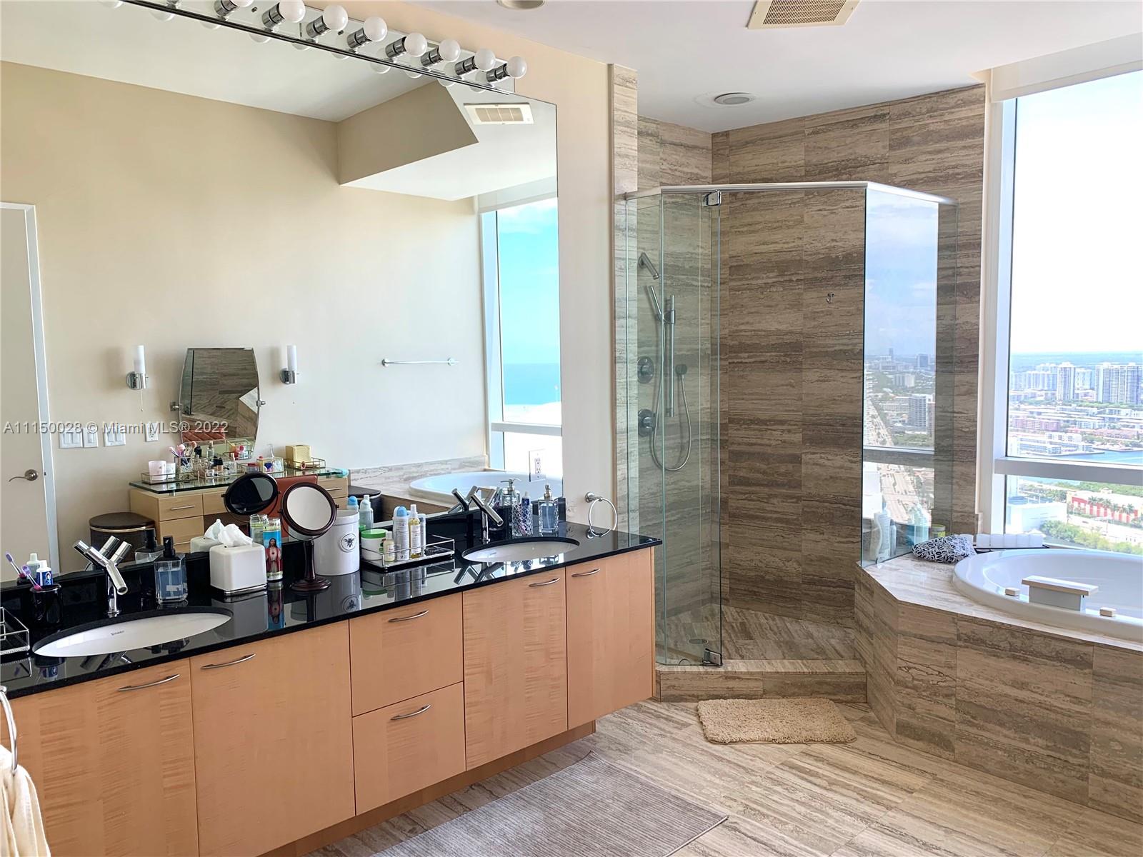 TDR TOWER I CONDO - Residential