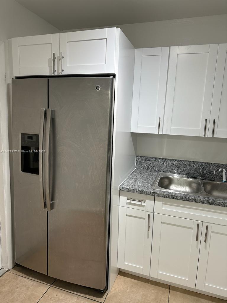 OLA CONDO - Residential Lease