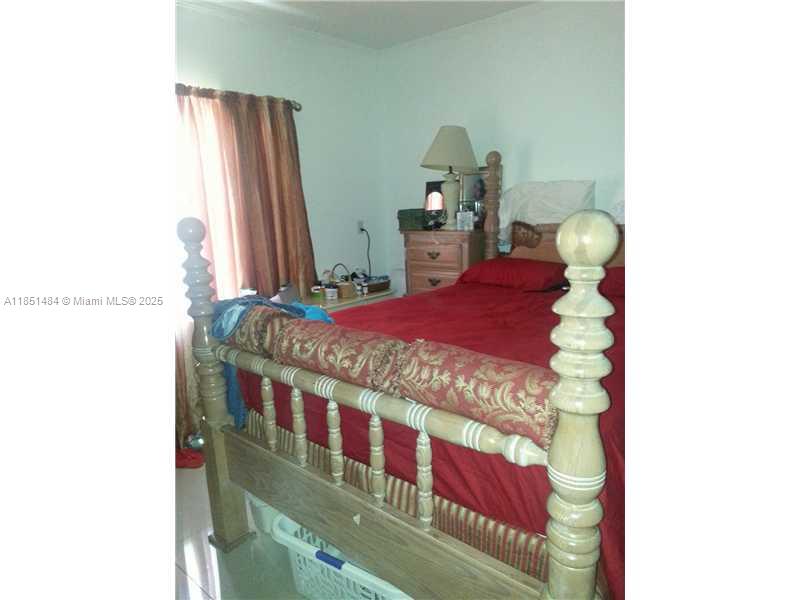 LAWRENCE ESTATE LAND CO - Residential