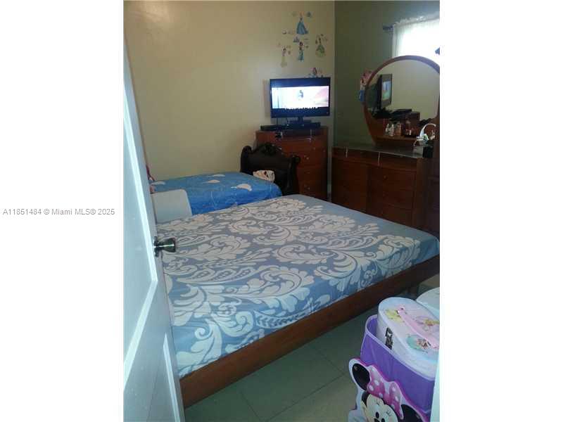 LAWRENCE ESTATE LAND CO - Residential