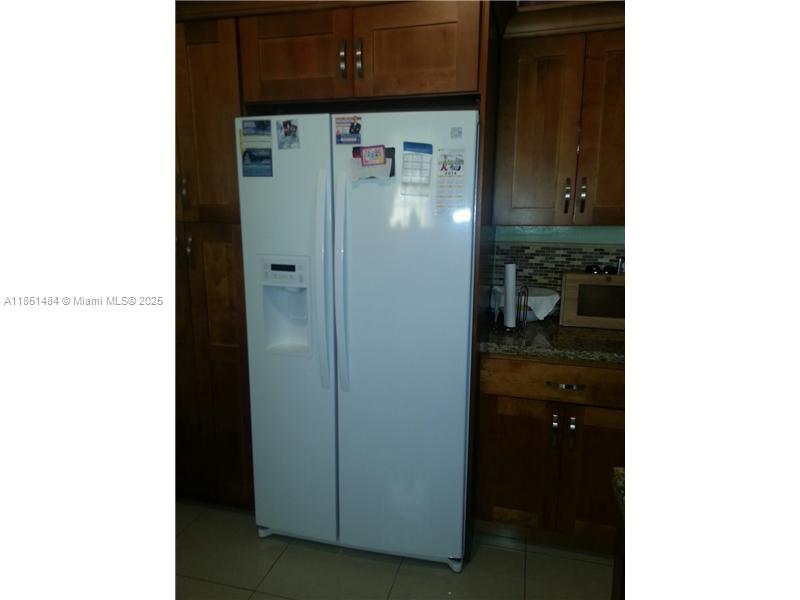 LAWRENCE ESTATE LAND CO - Residential