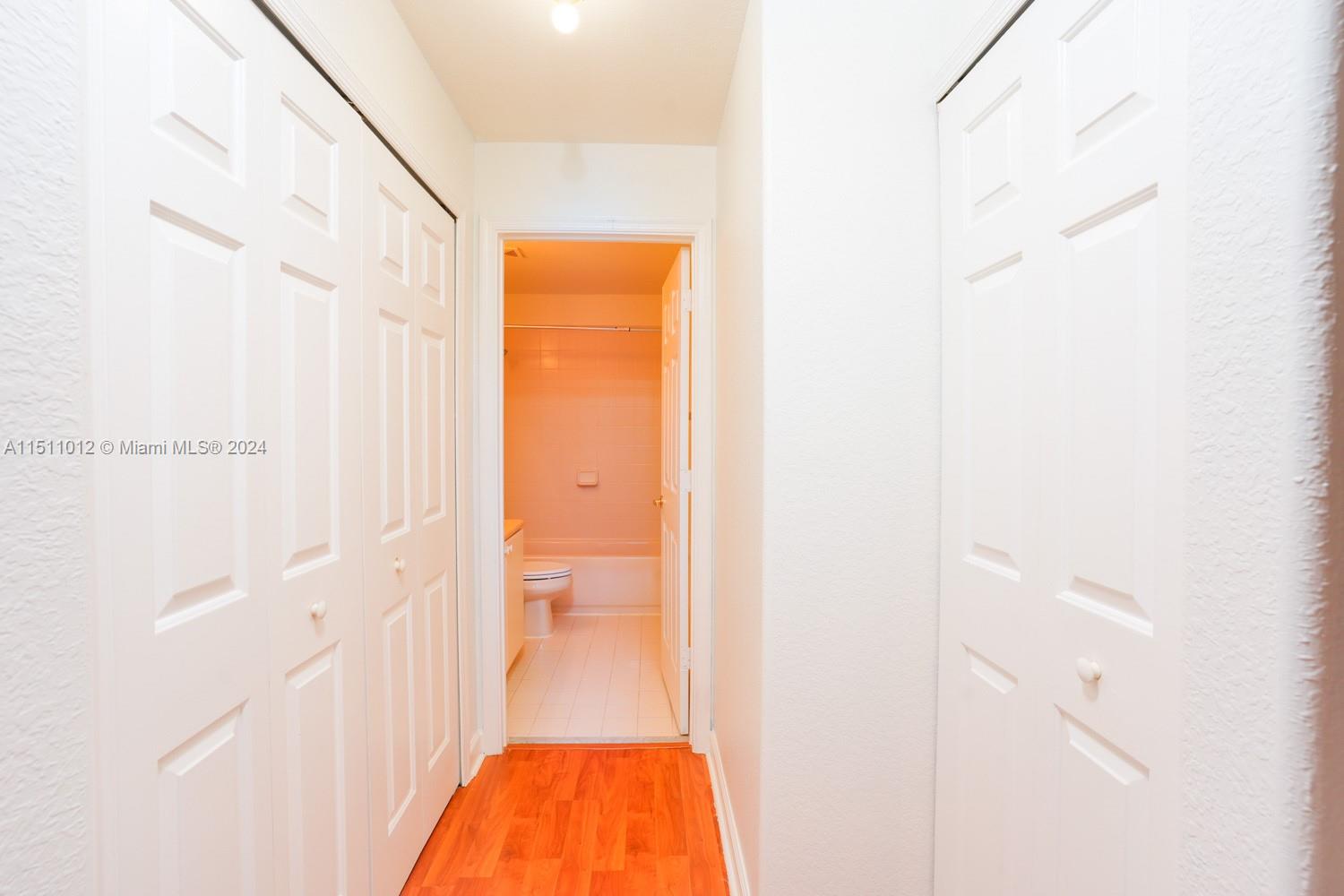 SHOMA TOWNHOMES AT ROYAL - Residential