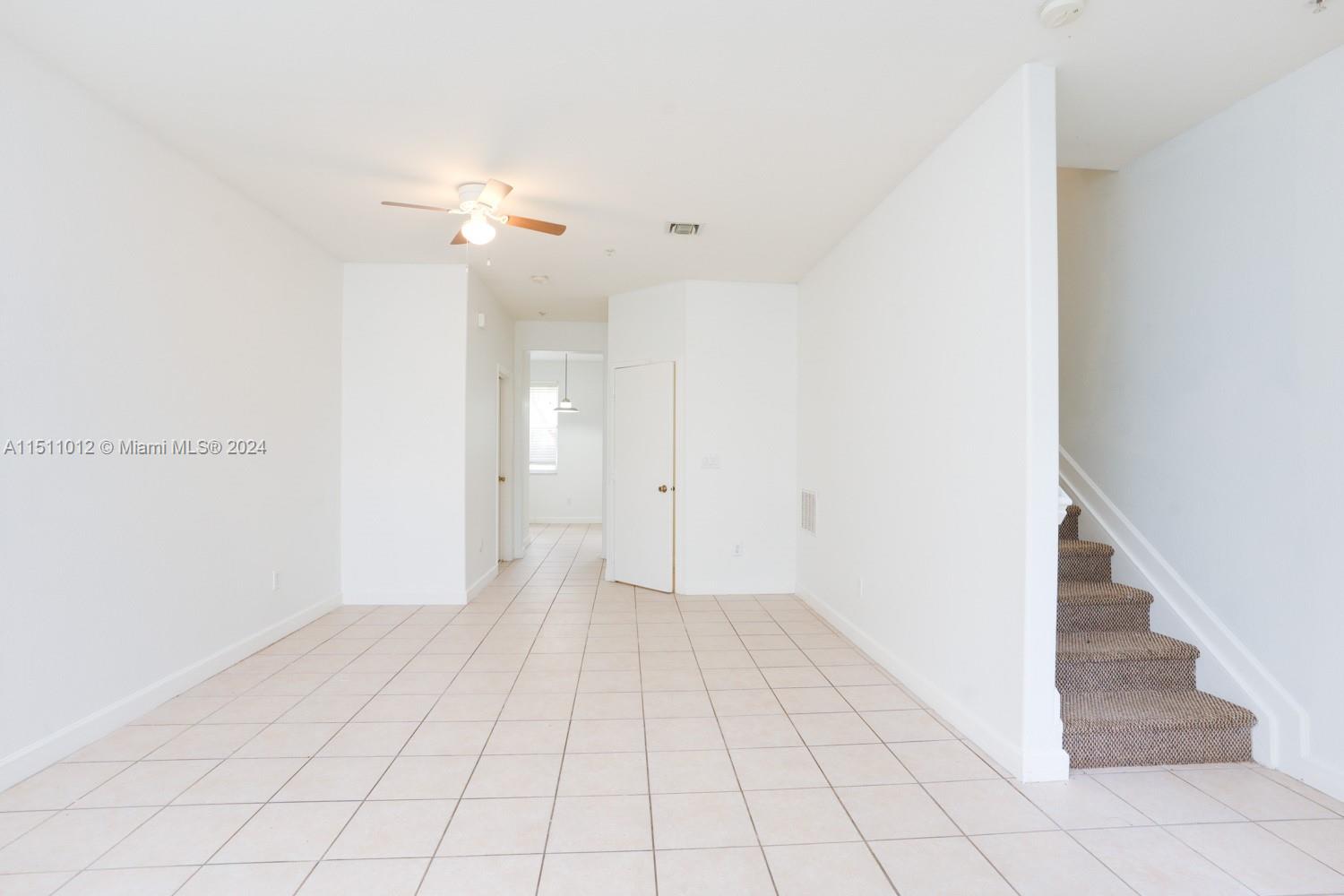 SHOMA TOWNHOMES AT ROYAL - Residential