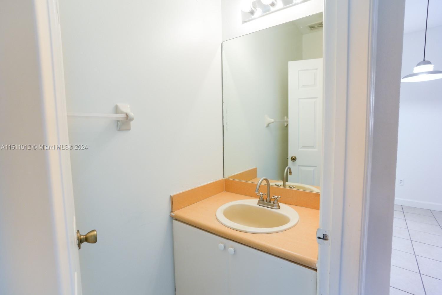 SHOMA TOWNHOMES AT ROYAL - Residential