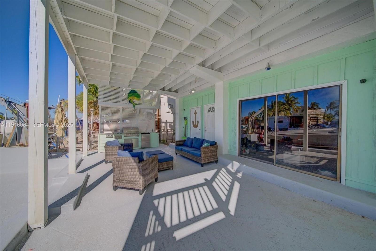 SEXTON COVES ESTATES - Residential Lease