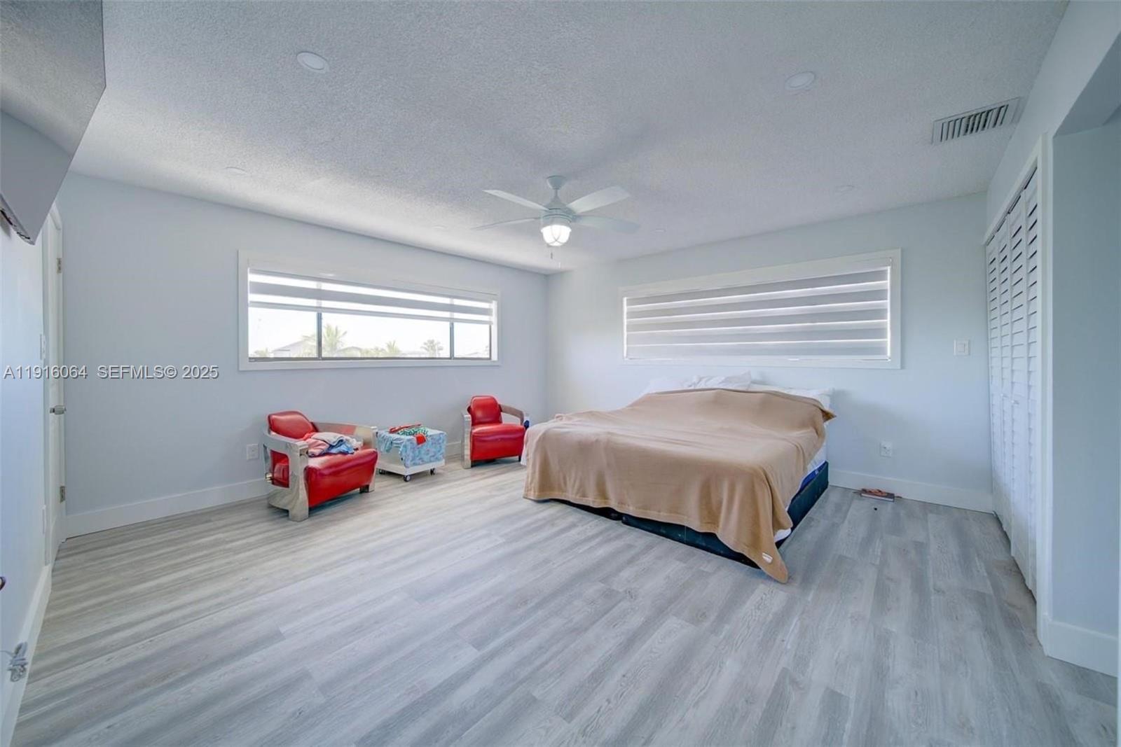 SEXTON COVES ESTATES - Residential Lease